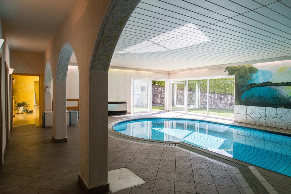 Residence Krone Schenna Zewnętrze zdjęcie