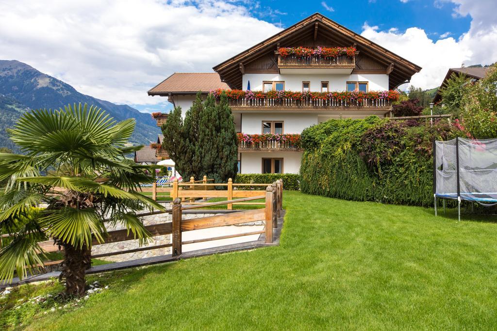 Residence Krone Schenna Zewnętrze zdjęcie