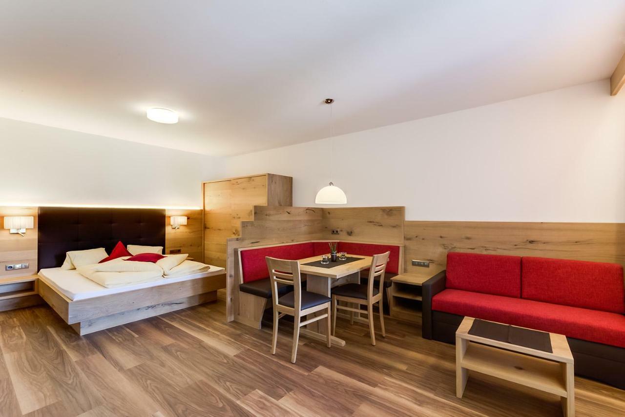 Residence Krone Schenna Zewnętrze zdjęcie