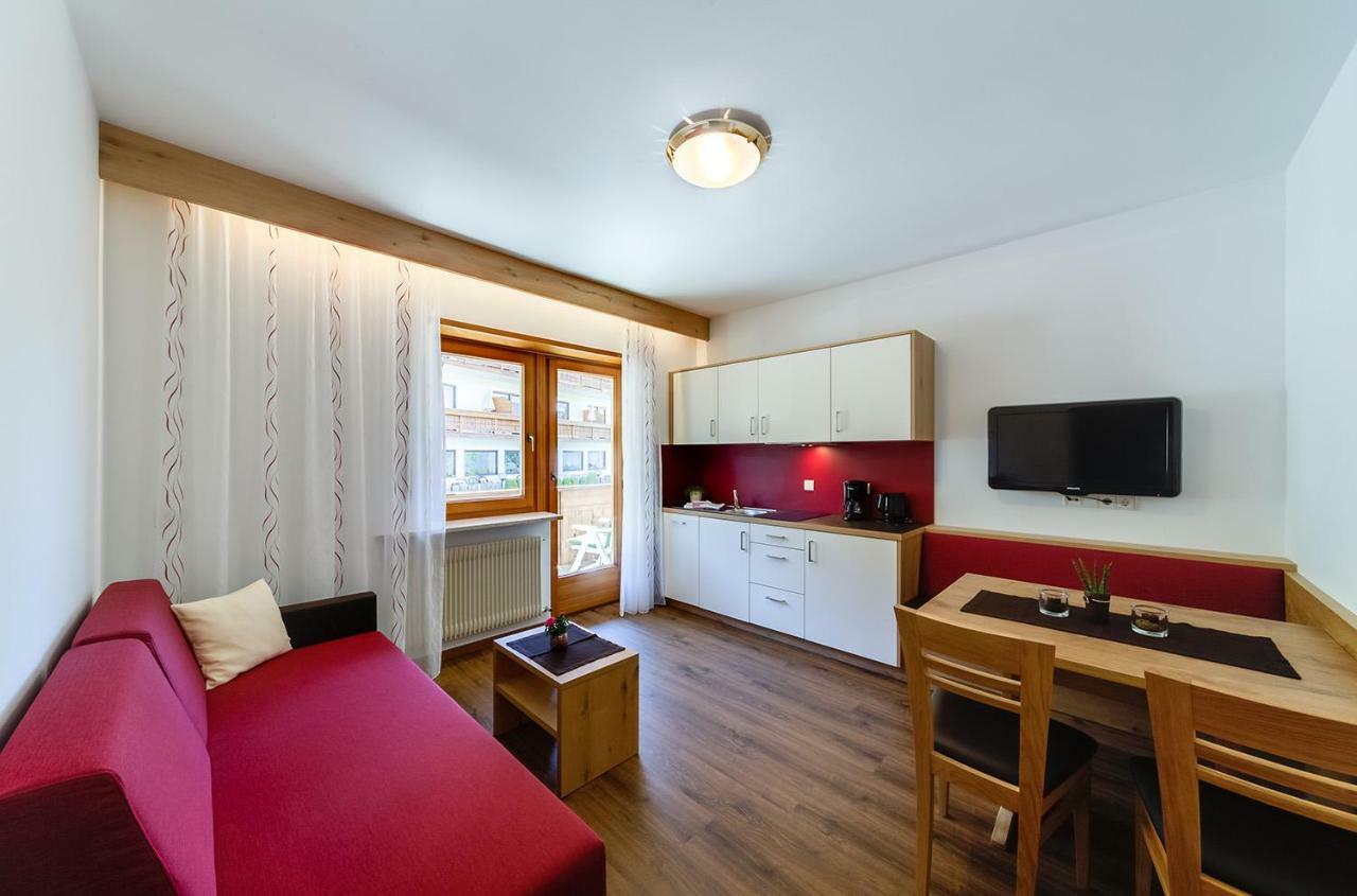 Residence Krone Schenna Zewnętrze zdjęcie