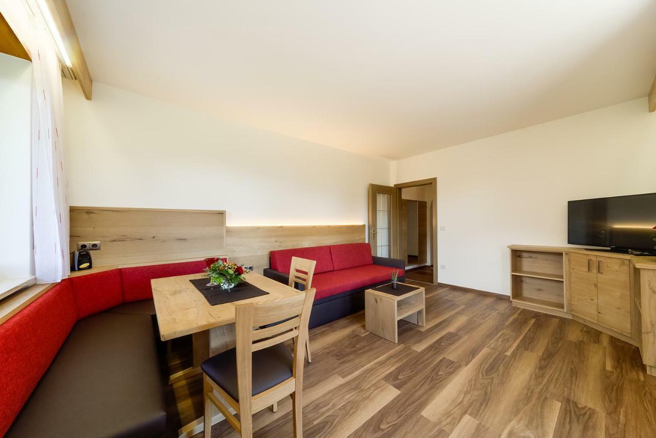 Residence Krone Schenna Zewnętrze zdjęcie