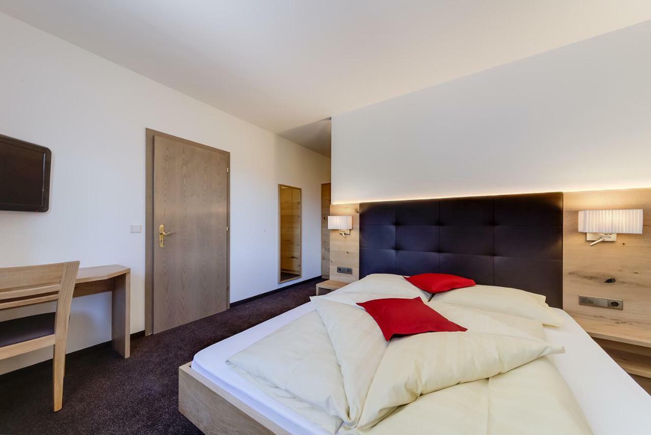 Residence Krone Schenna Zewnętrze zdjęcie